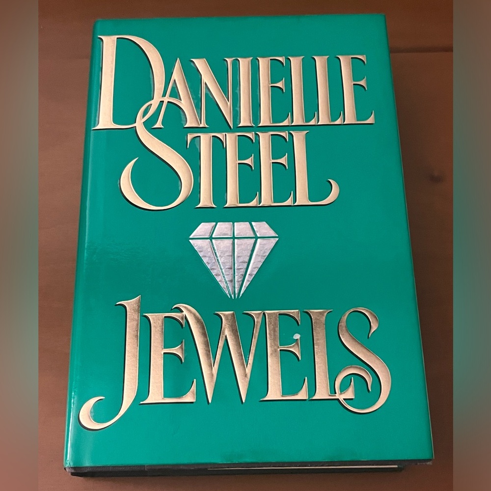 Jewels By Danielle Steel - Hardcover